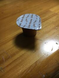 こういうコーヒーフレッシュを手のひらで転がしたりするパフォーマンスなん Yahoo 知恵袋