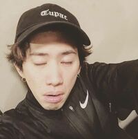 このone Ok Rock Taka が着てるnikeの服教えてください ぶっさwwww Yahoo 知恵袋