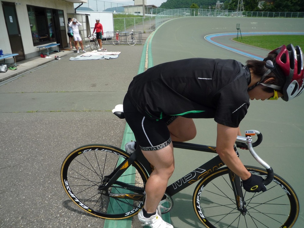 画像は小平奈緒の脚です 毎年太くなってませんか 昔から Yahoo 知恵袋