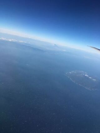 海にある白い点々はなんですか 飛行機から撮った写真です Yahoo 知恵袋