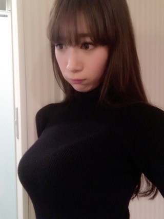 グラビアアイドルの児玉菜々子って兄弟いますか 妹が一人 Yahoo 知恵袋