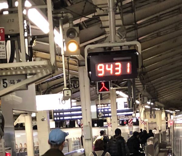 JR西日本の車両前面の運番表示器についてです。列番は時刻表等で調べ