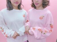 この桃の服はどこのブランドですか こちらは W C ダ Yahoo 知恵袋