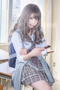 画像の女の子の名前この可愛い女子高生の名前を教えてください美 Yahoo 知恵袋