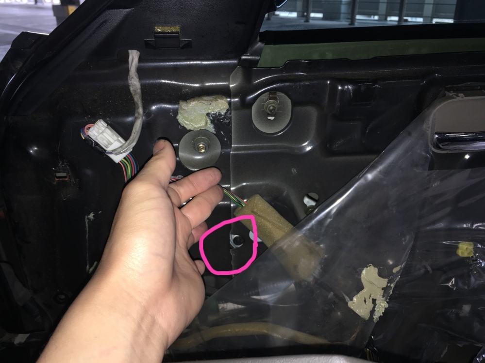 c35ローレルのパワーウィンドウについて運転席にあるウィンドウ操作の