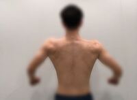 質問です 広背筋の左右差がひどいのですが どのようにすれば少し Yahoo 知恵袋