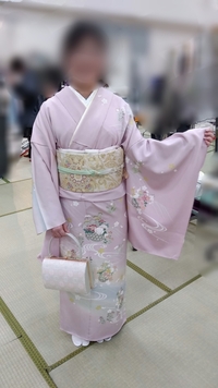 着物 27歳 親友の結婚式友達の結婚式に着物で行こうと思ったのですが既婚者で Yahoo 知恵袋