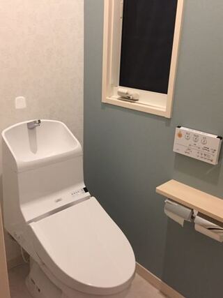 新築トイレの内装 家の外観やリビングは ナチュラルモダンが Yahoo 知恵袋
