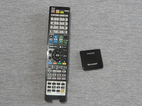 シャープのテレビのリモコンの蓋の爪が折れてしまいました。蓋