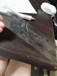 この定規の汚れを落としたいんですが、何かいい方法はありません