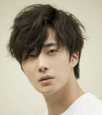 ランズベリー アーサーさんは 優しくイケメンな性格ですか イ イケメ Yahoo 知恵袋