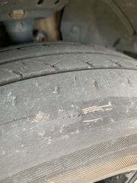 車のタイヤでワイヤーが見えてからどのくらい走行できますか 出来るだ Yahoo 知恵袋