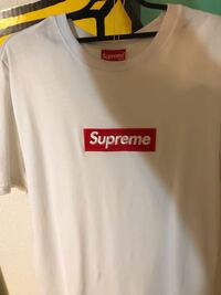 このsupremeのボックスロゴtシャツなのですが タグにsuprem Yahoo 知恵袋