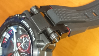 G Shockのmtg B1000b 1ajfのバンドを交換したいので Yahoo 知恵袋