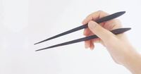 箸との持ち方についての質問です 正しい持ち方って 全く力が入らないと思うの Yahoo 知恵袋