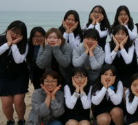 韓国人の女子高生の写真ですが ネトウヨの加工ですか 加工な訳ないっ Yahoo 知恵袋