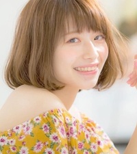 美容師さんにお答えいただければたすかります パーマヘアはブラッシング Yahoo 知恵袋