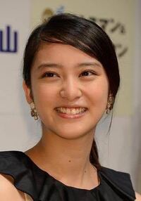 新垣結衣武井咲どっちが可愛いですか 選ぶなら武井ですね Yahoo 知恵袋