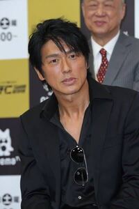 高橋克典はイケメンですか 高橋克典さんはイケメンですね Yahoo 知恵袋