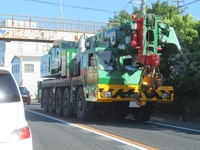 この車の名前は 何でしょうか あと この車の免許は 大型特殊免許 18 Yahoo 知恵袋