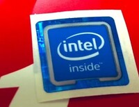 Pcのintelのエンブレムシールの色についてですが 今までに同じ種類 Yahoo 知恵袋