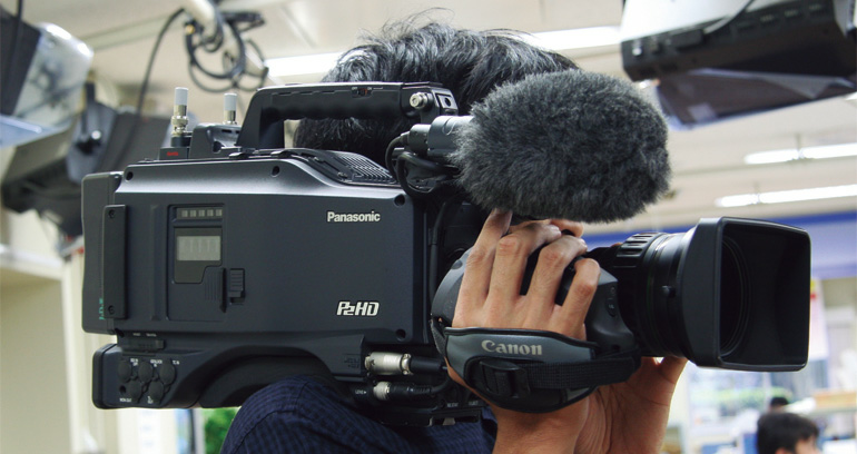 テレビカメラマンになる為に 専門学校や大学に行く予定です Yahoo 知恵袋