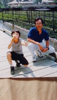 生理的に父親がむりです 前から父親の行動が気持ち悪いと思っていたのですが 最 Yahoo 知恵袋