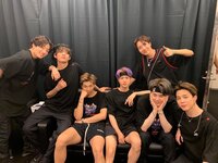 Btsのライブ後の写真はどこから入手するのですか 新規なもの Yahoo 知恵袋