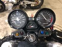 バイクの機械式のスピードメーターはどのような仕組みなのでしょうか Yahoo 知恵袋