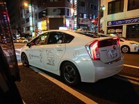 静岡市内でスヌーピータクシーを見かけました 個人のタクシーのようです Yahoo 知恵袋