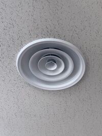 天井によくあるこれってなんですか 空調の吹出口でアネモスタット Yahoo 知恵袋