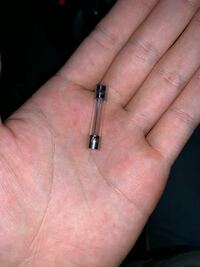 ヒューズが切れたかどうかはヒューズを見たらすぐにわかりますか ヒュ Yahoo 知恵袋