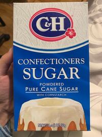 アメリカに引っ越して、初めて砂糖を買ったのですが、買った後に、confectioners sugar..? powdered...?となりました。普通の煮物などの日本料理に使う砂糖が欲しかったのですが、これは菓子製造用粉砂糖という意味 ですよね？笑 粉砂糖は砂糖とおなじ風に料理に使えますか？あと、with cornstarch で、コーンスターチが入っていると書いてありますが普通の砂糖とどう...