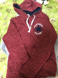 男子高校生でこのパーカーってどうですか 同じく高校生です 別にい Yahoo 知恵袋