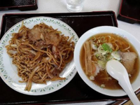 鍋のしめにラーメンをするかたに質問です 焼きそばの麺じゃラーメンになりま Yahoo 知恵袋