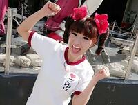 Ymoの着ていた 赤い人民服 について質問です こんにちは 現在 Yahoo 知恵袋