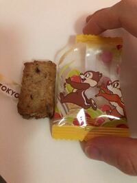 ディズニーリゾートのお土産で缶に入った個装されているクッキーをもら Yahoo 知恵袋