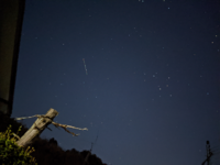 星空の写真をスマホの天体モードで撮ったのですが 画面真ん中の少し左にあ Yahoo 知恵袋