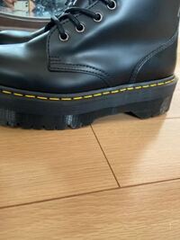 アラフィー女性ですがドクターマーチンの靴履けますか 最近ラ Yahoo 知恵袋