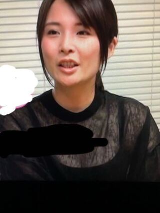 画像の人物は井森美幸 さんに似ていますか 双子のリリーズの似てる度 Yahoo 知恵袋