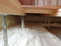 基礎断熱材料の種類は 断熱材を敷き詰めるのとウレタン吹付け Yahoo 知恵袋