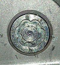 カーナビに特殊ねじが使われていたのですが この方法で取れるでしょ Yahoo 知恵袋