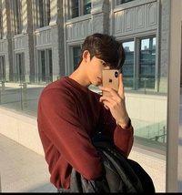 下の画像の韓国人の男性のインスタのidを教えて欲しいですㅠㅠ Yahoo 知恵袋