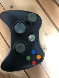 Xbox360はbluetoothでコントローラ繋がってますよね そのblu Yahoo 知恵袋