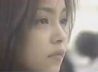 この安室ちゃんが着けている鼻ピアスは何ミリのボール なんでし Yahoo 知恵袋