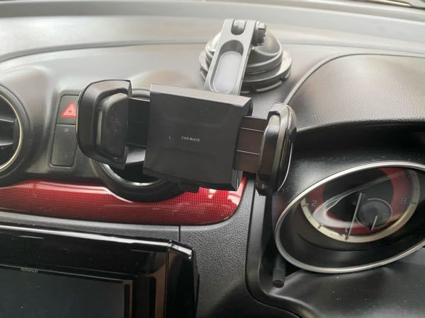 車のスマホホルダーの取り付け位置なのですけど 場所によっては違反になる Yahoo 知恵袋