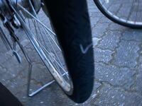 自転車をパンクさせられました 絶対許せません 何とかして犯人を Yahoo 知恵袋