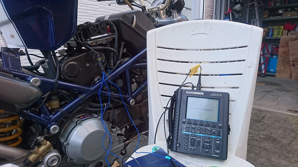 Kライン（ECU）について教えてください。 - バイク（ドカティS4R