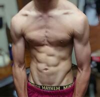 彼らの体型は ガリガリですか それとも 細マッチョ 痩せマッチョ で Yahoo 知恵袋