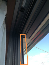 アパートのシャッターの開け閉めが重く 油をさしたいのですが 初めてでよく分かりま 教えて 住まいの先生 Yahoo 不動産
